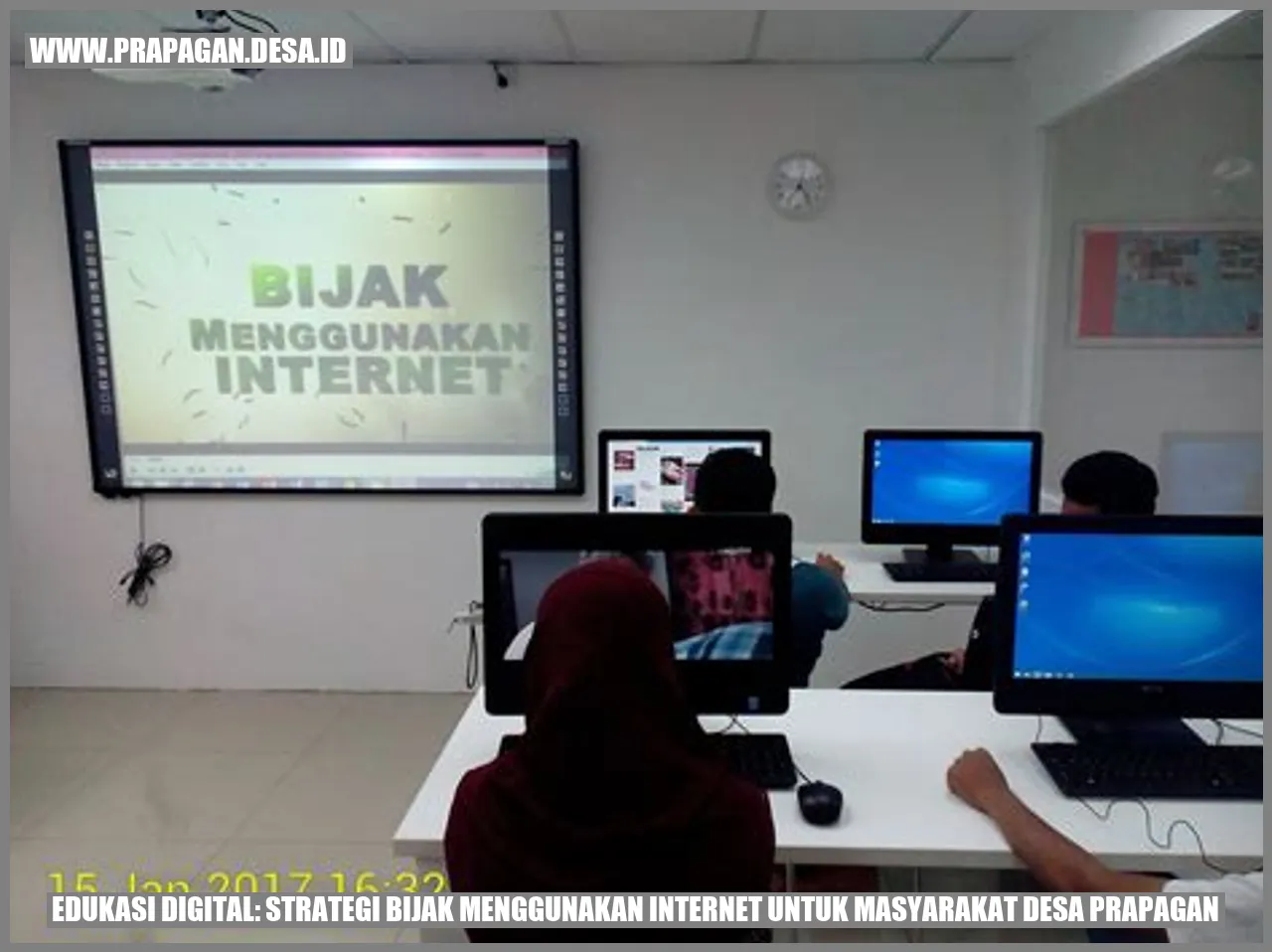 Edukasi Digital: Strategi Bijak Menggunakan Internet untuk Masyarakat Desa Prapagan